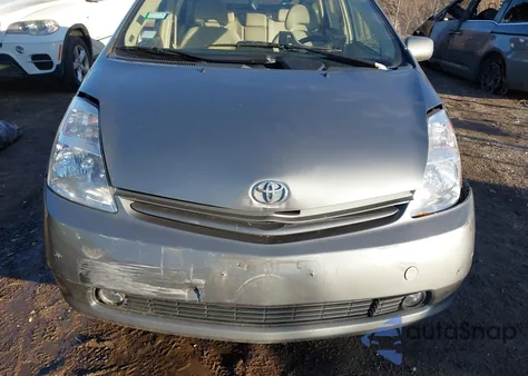 2005 Toyota Prius z USA, uszkodzony, nr VIN JTDKB20UX53114823